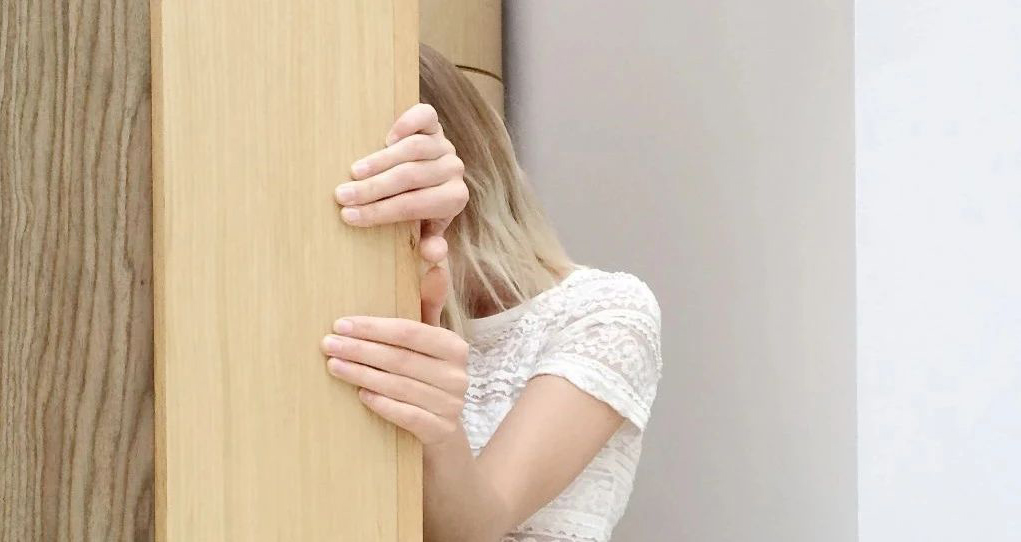 有些人活著,但他已經(jīng)試過“社會(huì)性死亡”了……